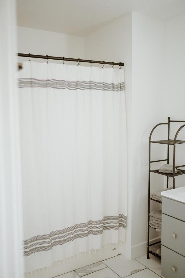 Happy Trails West Inn Tropic Luaran gambar